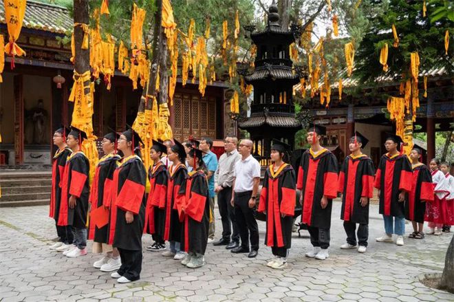 楚雄石羊古镇颁发2024年高考奖学金持续助力大姚教育与文旅发展(图4)