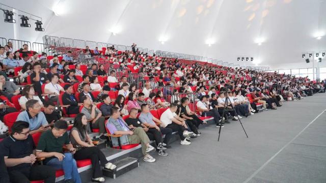 易倍EMC平台：文旅大咖云集！中国·额济纳2024旅行商推介大会成功举办(图8)