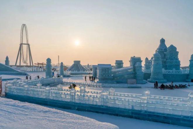 花费超6000亿元春节旅游市场“热辣滚烫”2024年还有哪些值得关注的文旅新趋势？(图2)