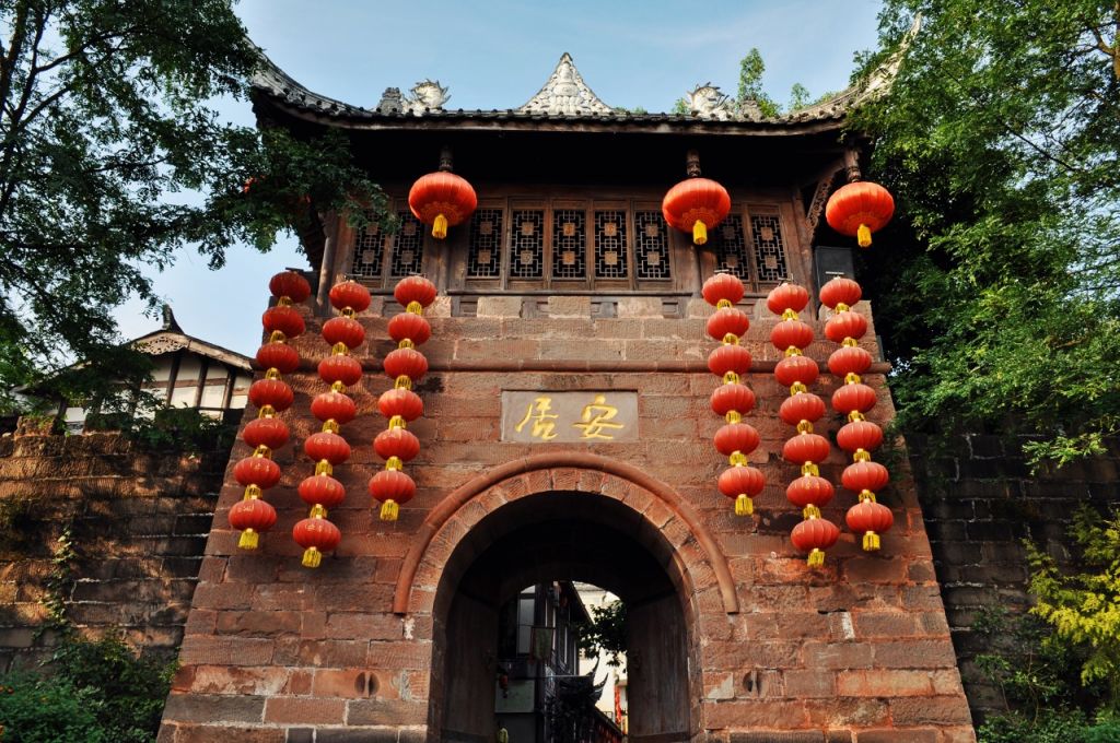 易倍EMC平台：2024重庆国庆安居古城火龙文化旅游节时间+地点+活动攻略(图1)