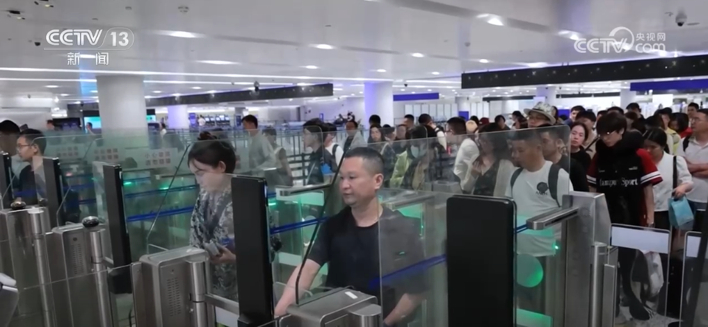 多措并举提升外籍游客来华便利化冬季ChinaTravel“燃”起来(图7)