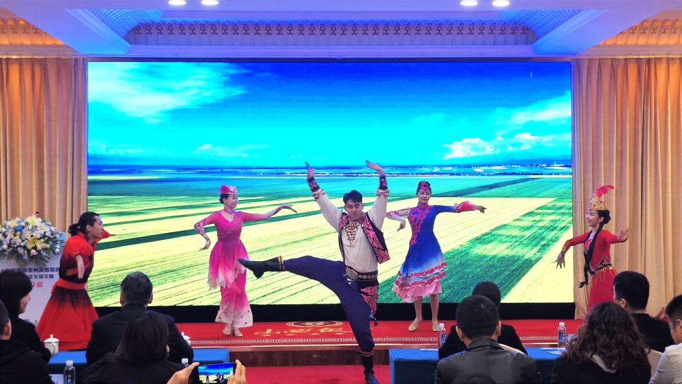 2024年新疆昌吉州冰雪旅游推介会走进太原(图2)