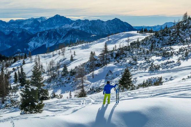 易倍EMC平台：2024年全球绿地旅游投资展现韧性与可持续转型趋势(图1)