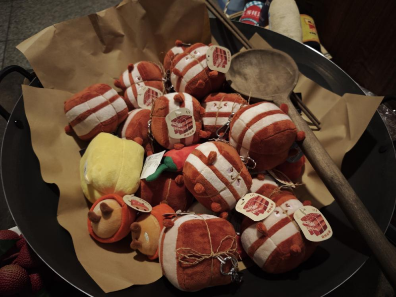 易倍EMC平台：新华网文化观察丨2024年那些火出圈的文创(图4)