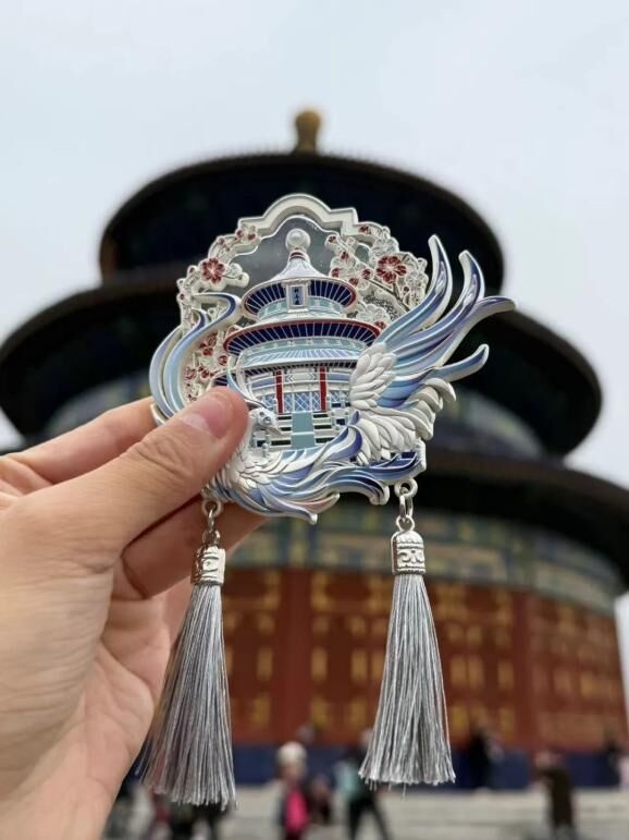 易倍EMC平台：新华网文化观察丨2024年那些火出圈的文创(图6)