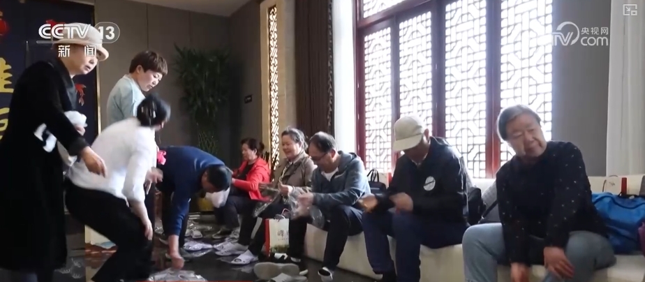 “车票+景区+酒店”织就辐射网银发列车构建移动文化消费体验空间(图6)