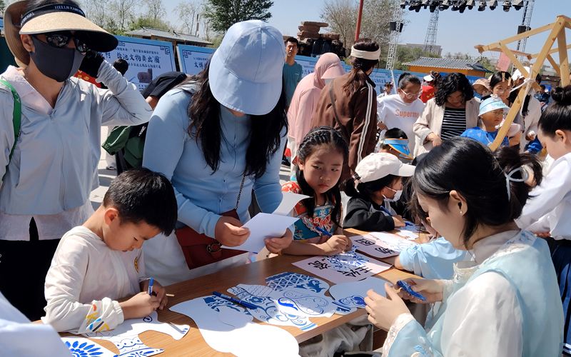 宁夏盐池县2025年文化旅游系列活动启幕(图2)