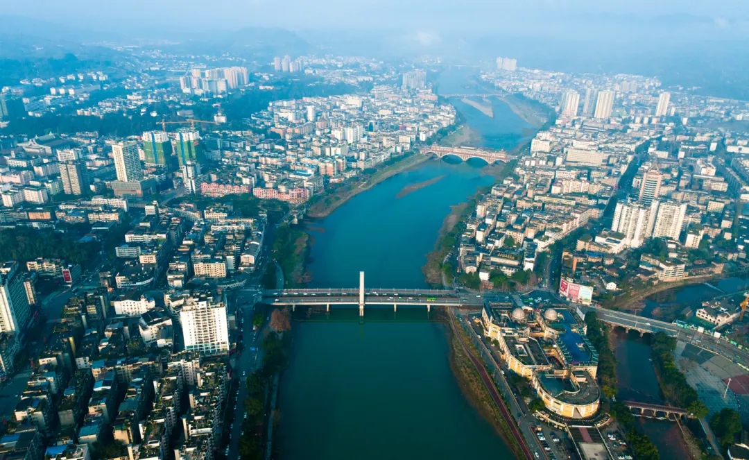 2024四川省文化和旅游发展大会暨第十届中国（四川）国际旅游投资大会新闻发布会(图2)