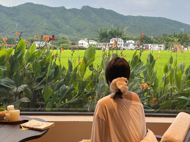 四季文旅品牌战略升级！锚定治愈经济投资运营“一站式治愈型度假区”(图2)