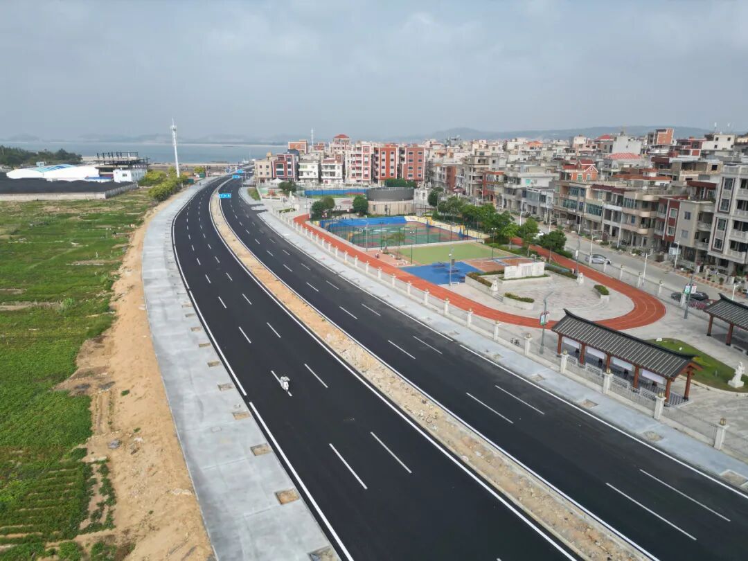 易倍网站：惠安：滨海大道焕新颜绘就文旅新图景(图3)