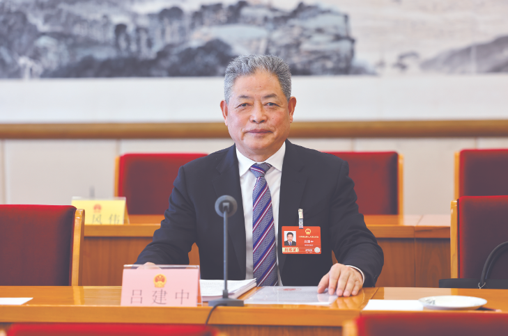 易倍：聚焦两会丨吕建中代表：建议增加对非国有博物馆的开放运营补贴(图1)